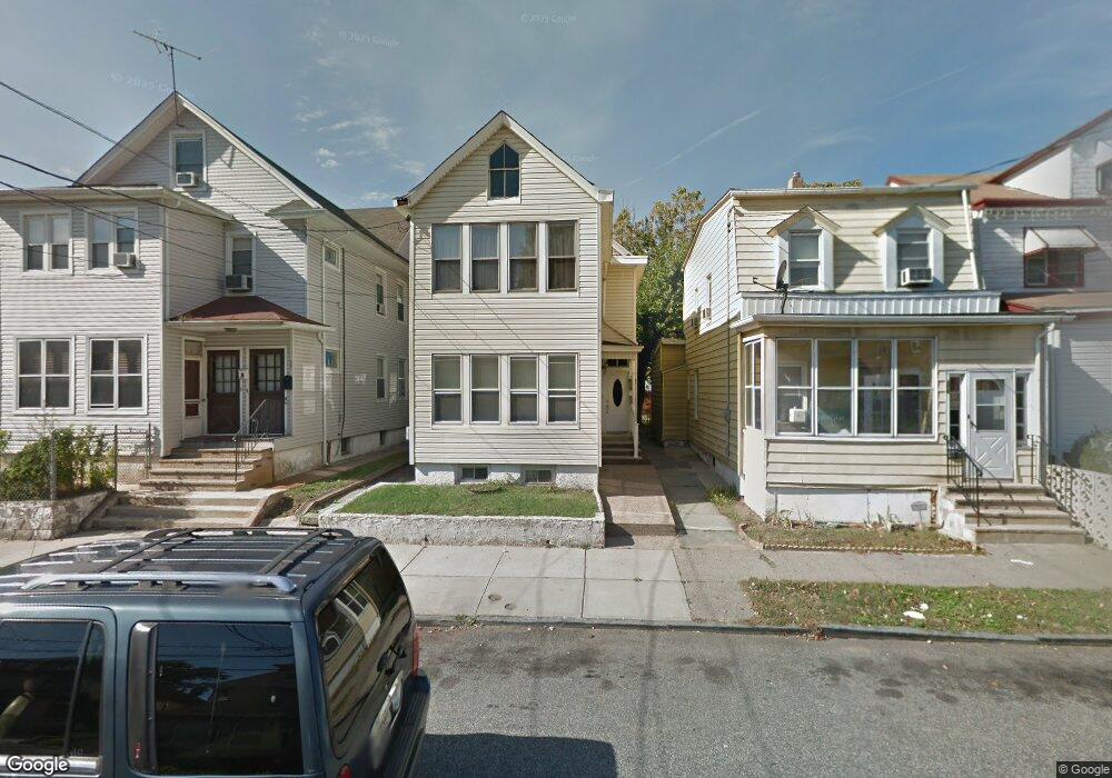 376 E 31st St, Paterson, NJ 07504 - photo 1