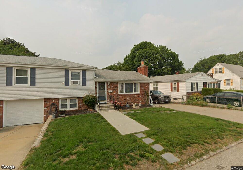 18 Briggs St, Cranston, RI 02920 - photo 1