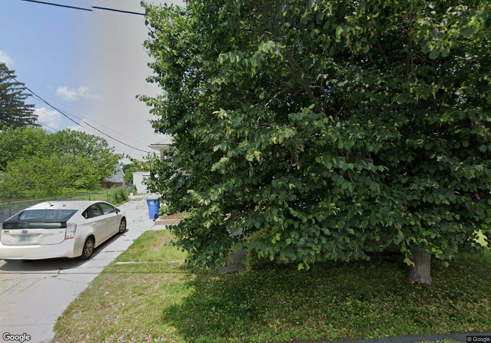 33 Wayland Ave, Cranston, RI 02920 - photo 1