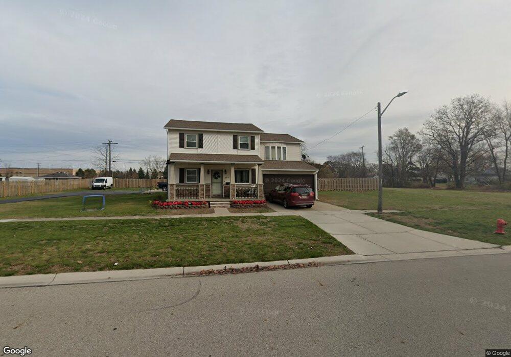 2922 26th St, Port Huron, MI 48060 - photo 1