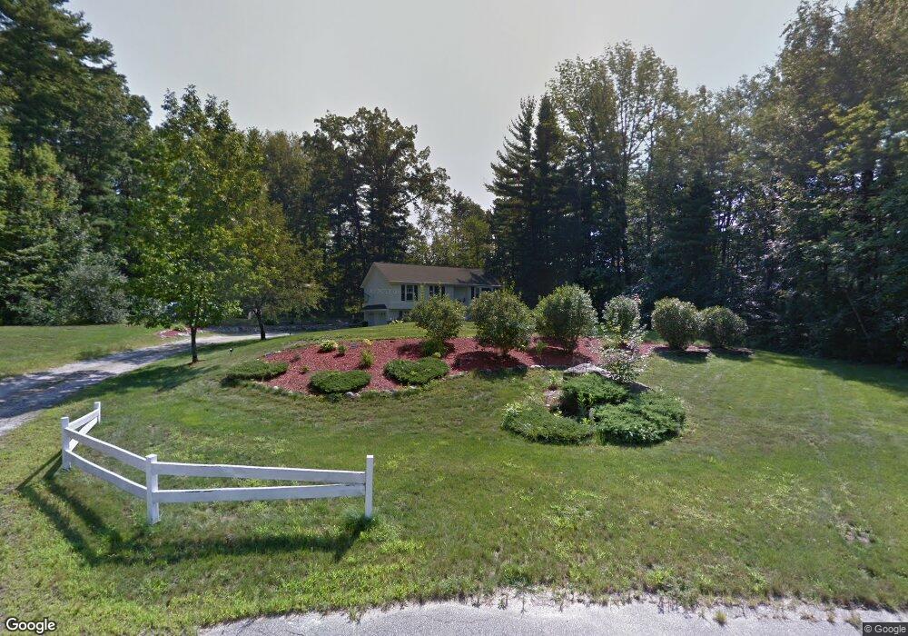 10 Maureen Cir, Londonderry, NH 03053 - photo 1