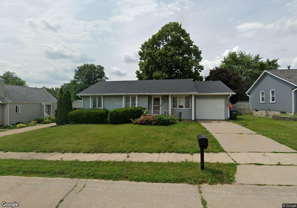 4014 Lamphere Ct, Davenport, IA 52806 - photo 1