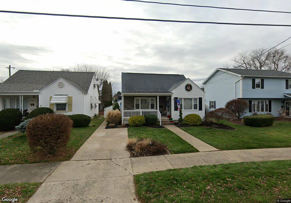 32 Lincoln Ave, Wyoming, PA 18644 - photo 1