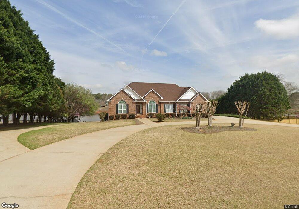 124 Highland Park Dr, McDonough, GA 30252 - photo 1