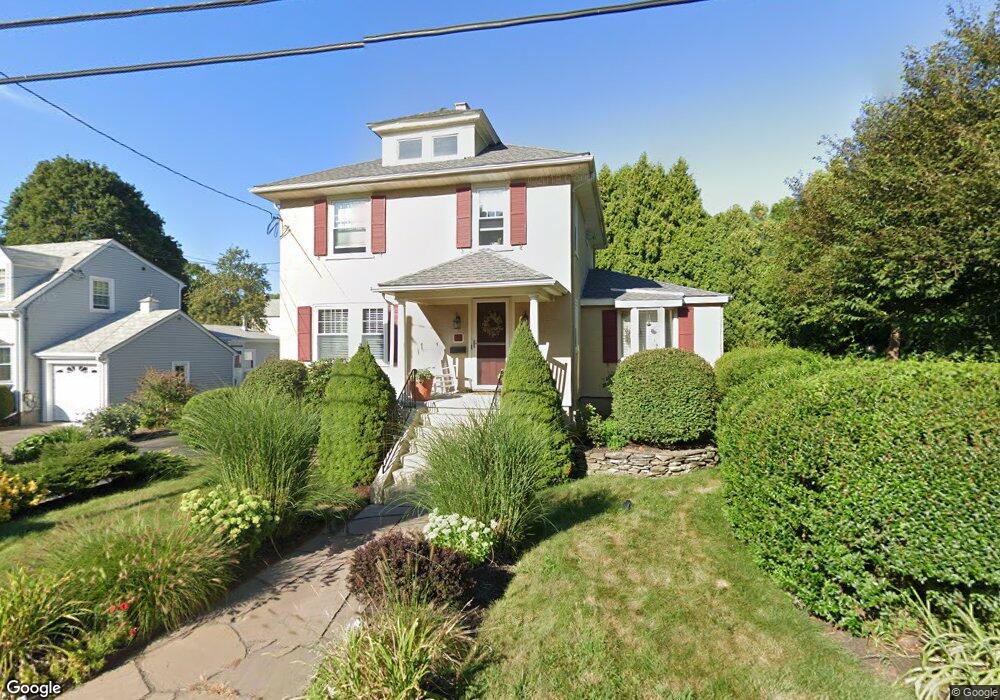 112 Clapp St, Milton, MA 02186 - photo 1