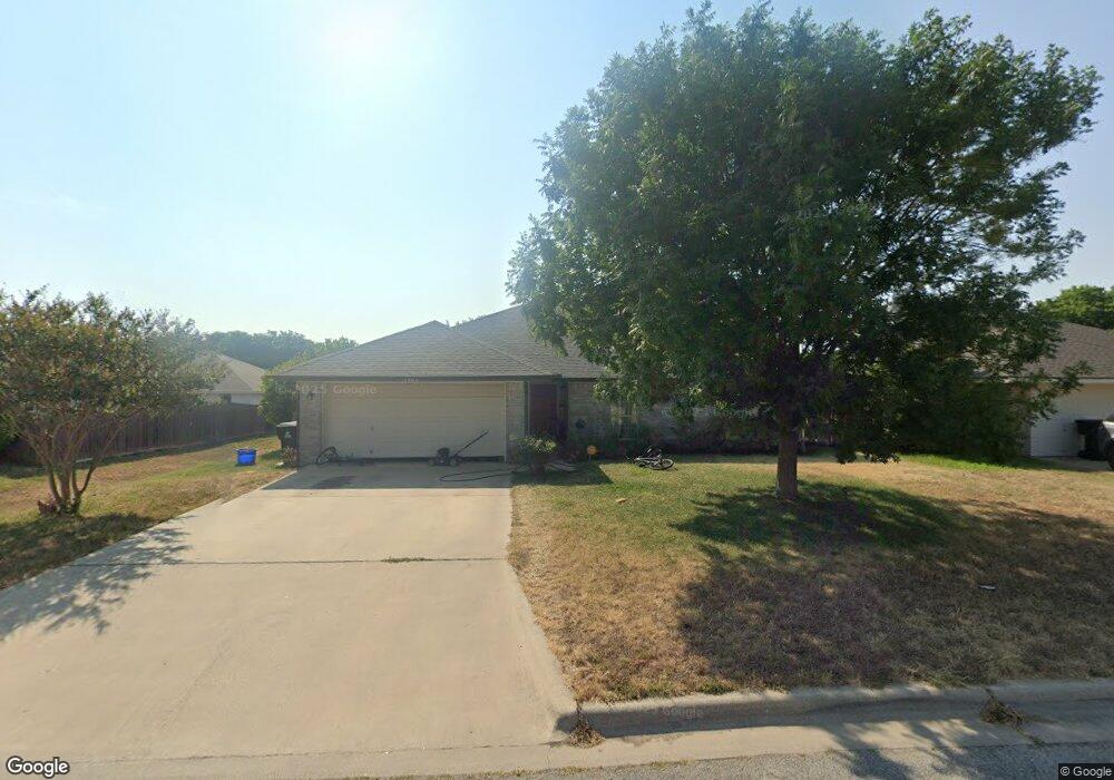 2405 Breezeway Ln, Temple, TX 76502 - photo 1