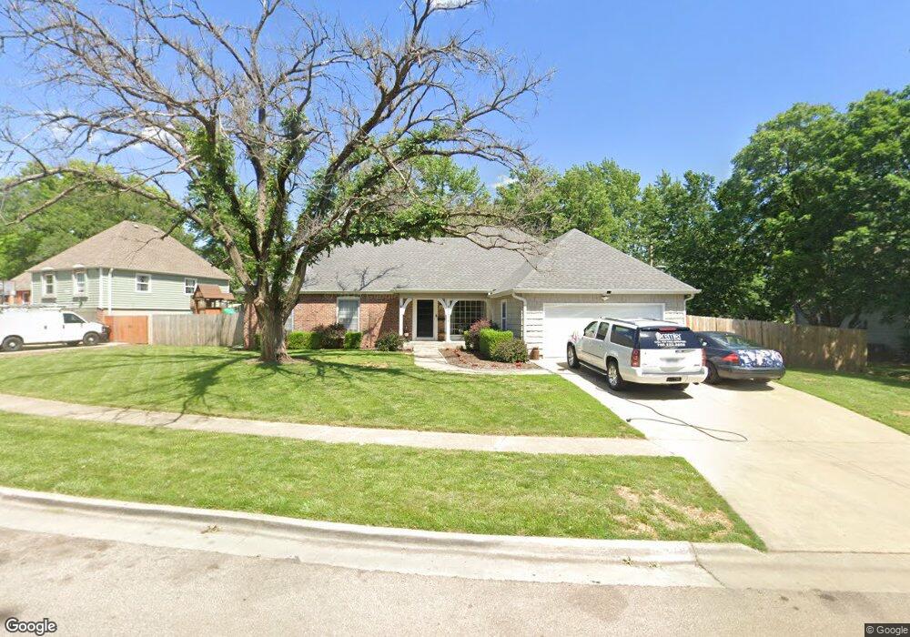 3224 SW College Ave, Topeka, KS 66611 - photo 1