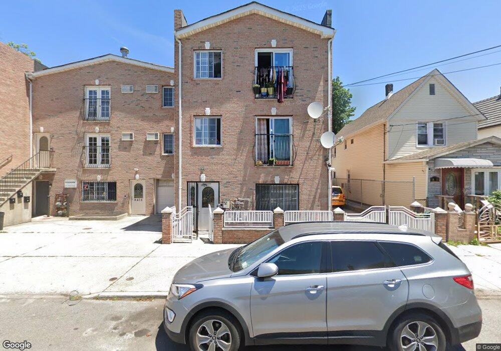 9407 108th St, South Richmond Hill, NY 11419 - photo 1