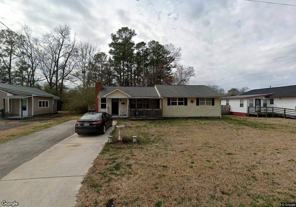 527 Oak Ln, Jacksonville, NC 28540 - photo 1