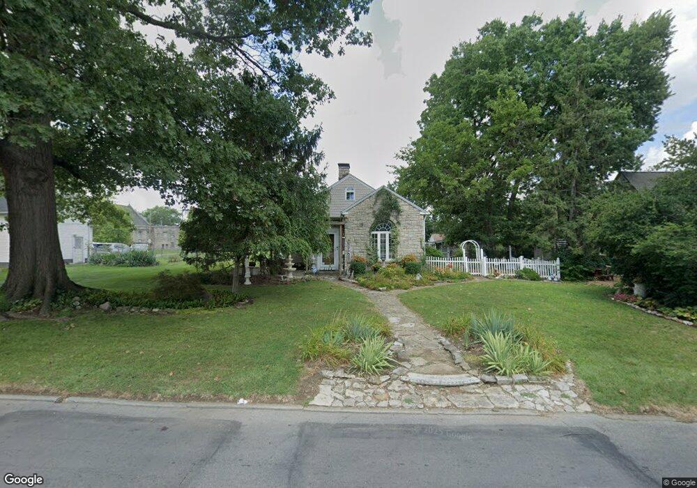 3152 Wicklow Rd, Columbus, OH 43204 - photo 1