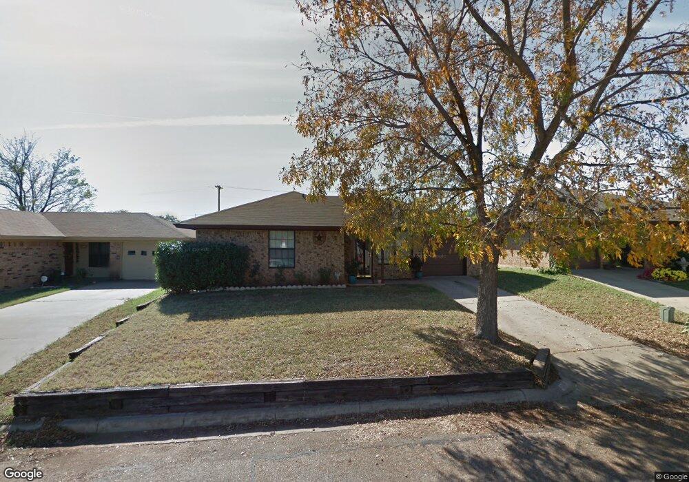 112 Black Forest Dr, Weatherford, TX 76086 - photo 1