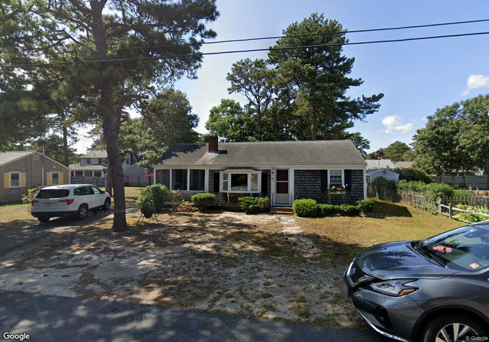 31 Beach Plum Ln, Dennis Port, MA 02639 - photo 1