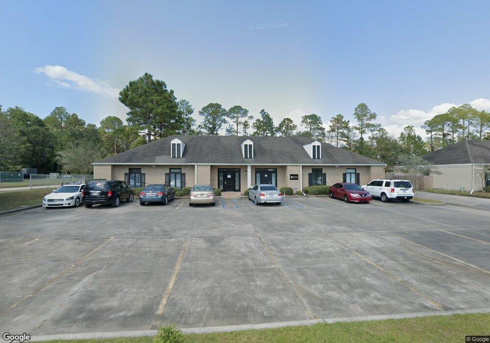 310 Gateway Dr unit B, Slidell, LA 70461 - photo 1