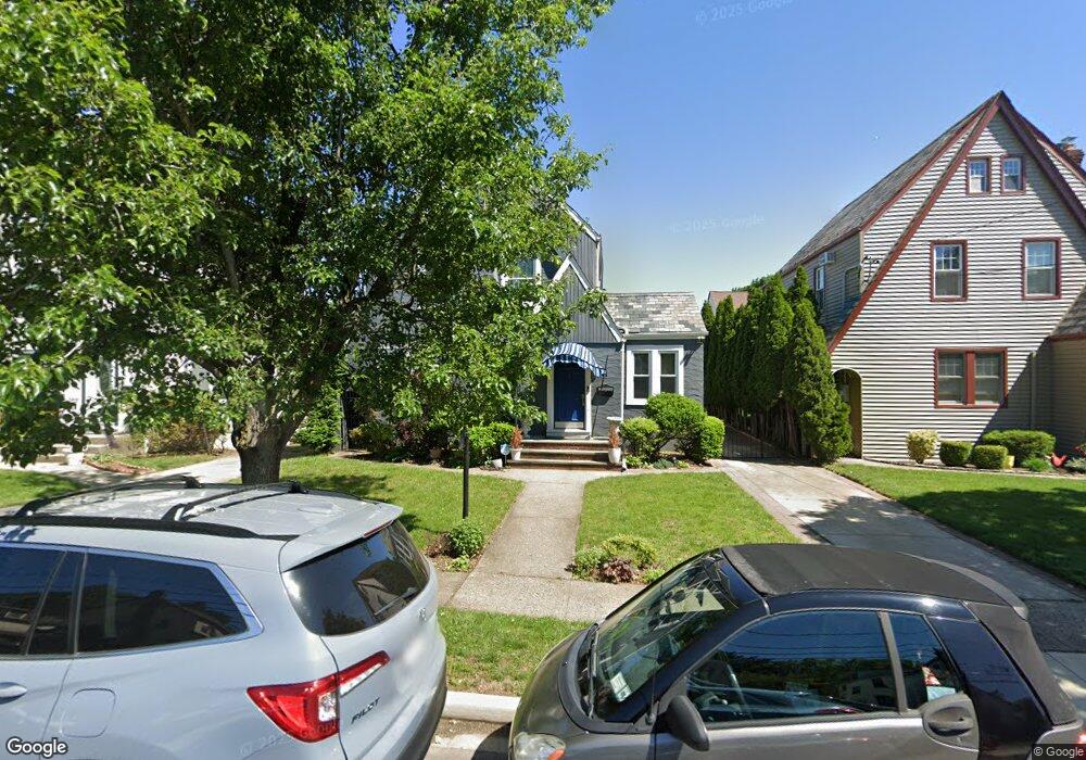 166 Trinity Place, West Hempstead, NY 11552 - photo 1