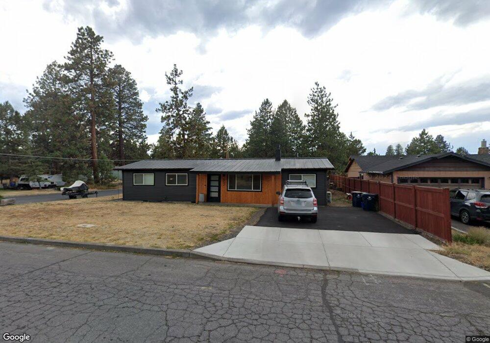 853 SW Hill St, Bend, OR 97702 - photo 1