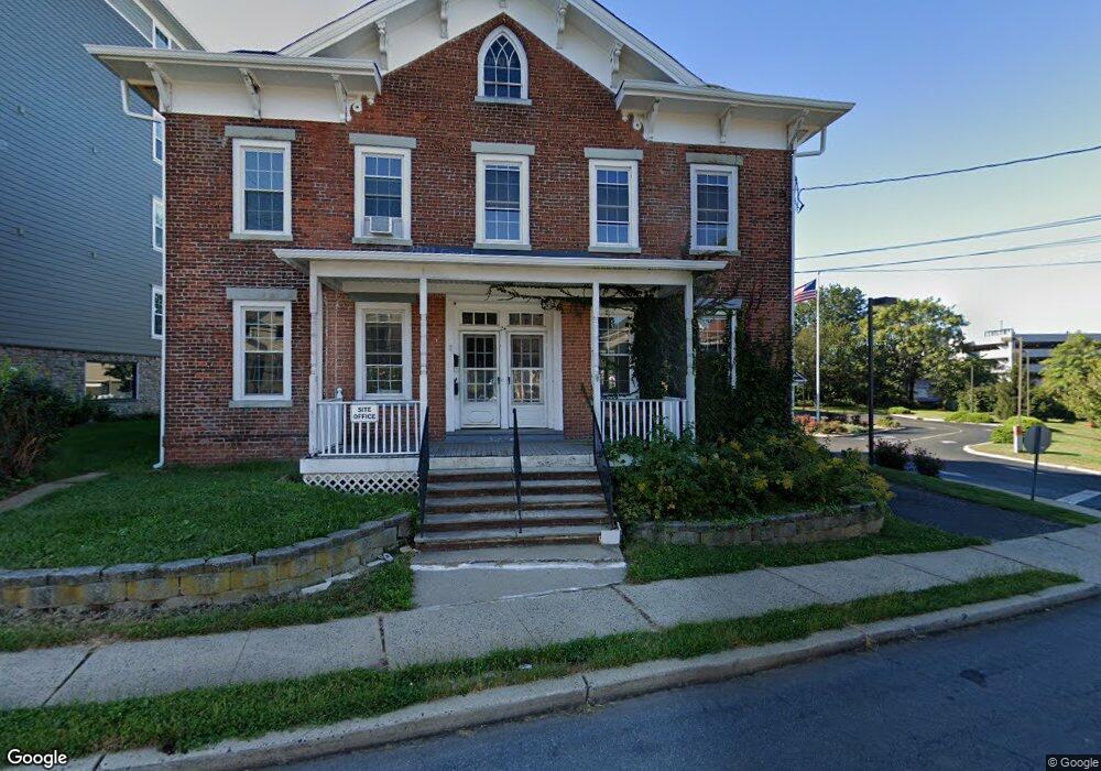 24 Veterans Mem Hwy E unit 2, Somerville, NJ 08876 - photo 1