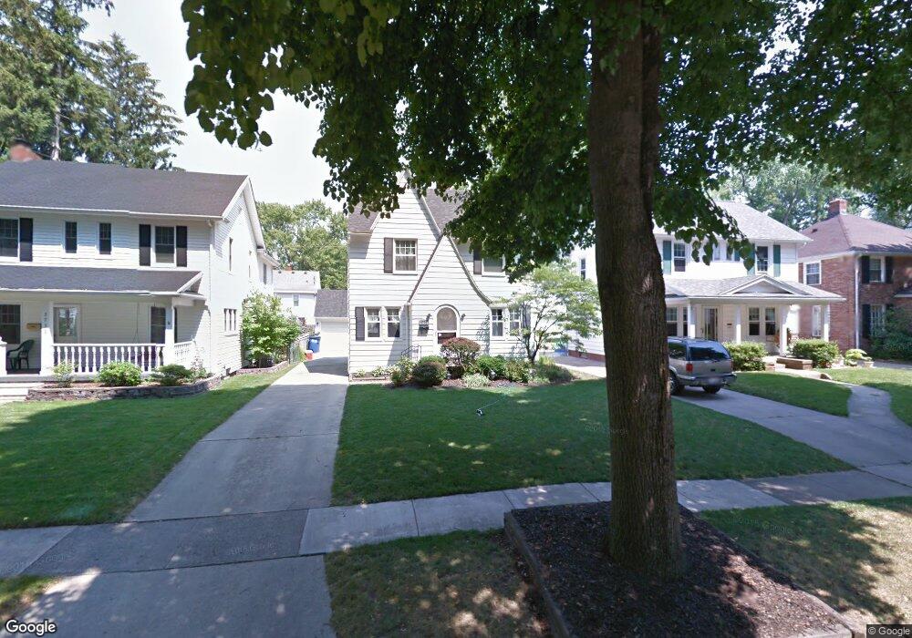 3728 Grantley Rd, Toledo, OH 43613 - photo 1