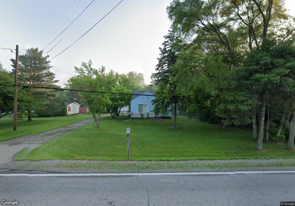 4167 E Carpenter Rd, Flint, MI 48506 - photo 1