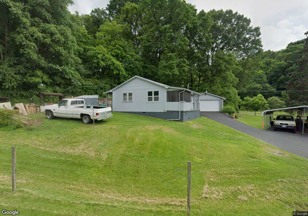 3285 Cherokee Dr, Morristown, TN 37814 - photo 1