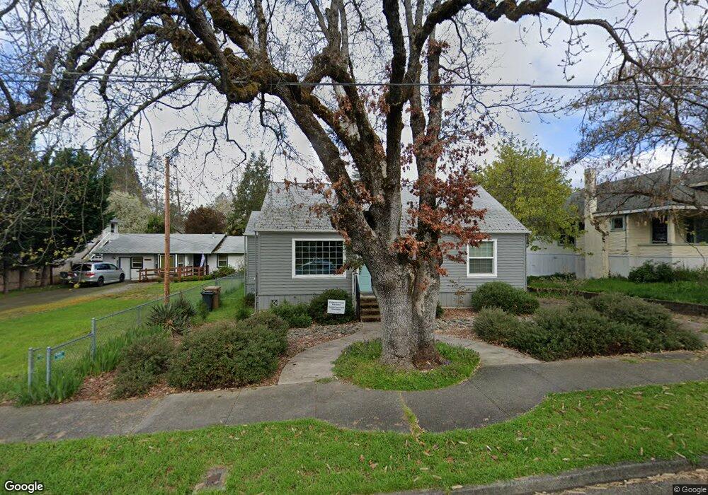 770 NW 3rd, Grants Pass, OR 97526 - photo 1