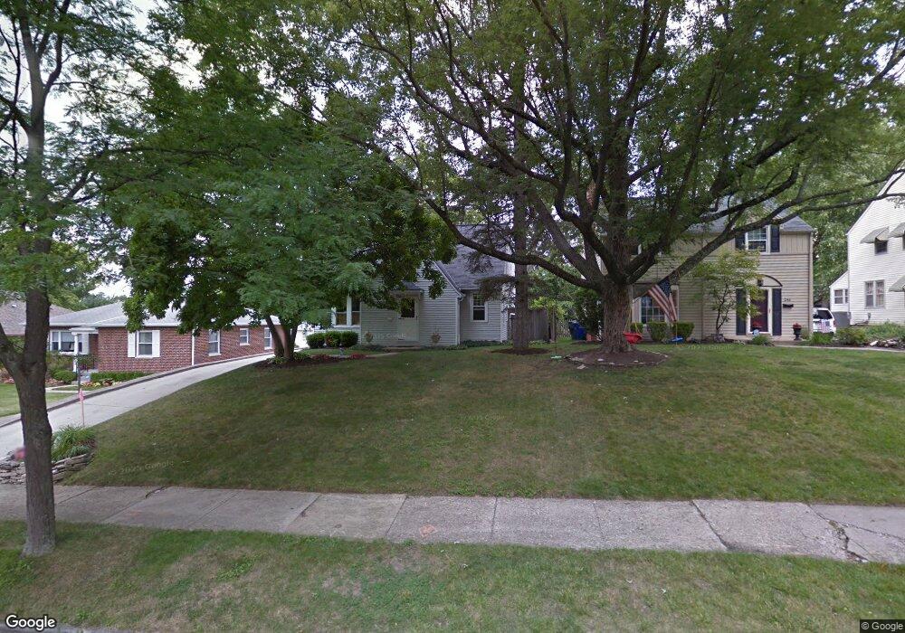 238 E Dunedin Rd, Columbus, OH 43214 - photo 1