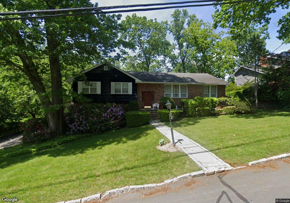 201 Duxbury Rd, Purchase, NY 10577 - photo 1