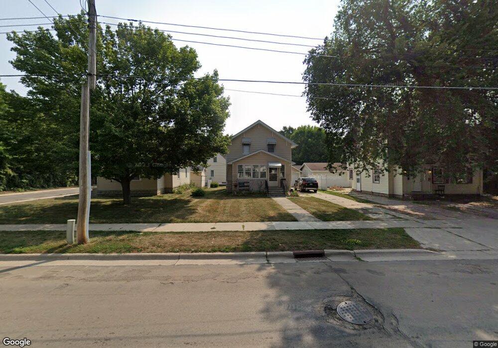 1103 4th St SW, Austin, MN 55912 - photo 1