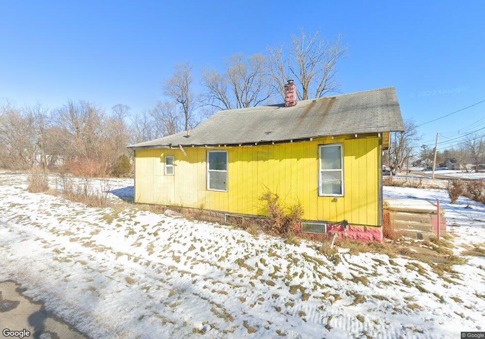 1126 W Juliah Ave, Flint, MI 48505 - photo 1