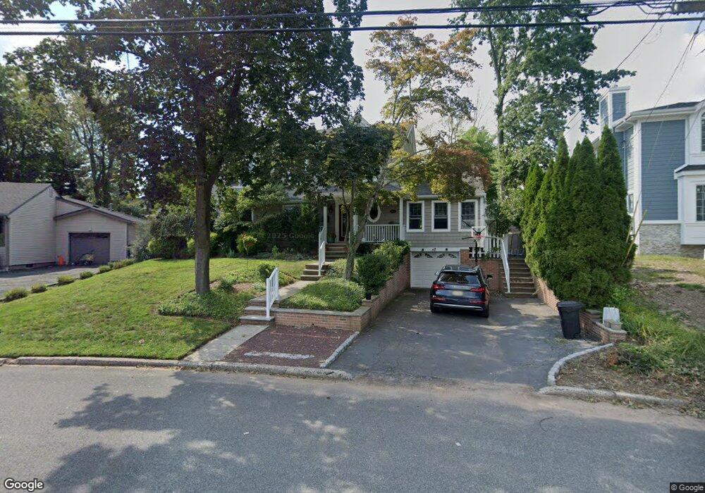 50 Heatherhill Rd, Cresskill, NJ 07626 - photo 1