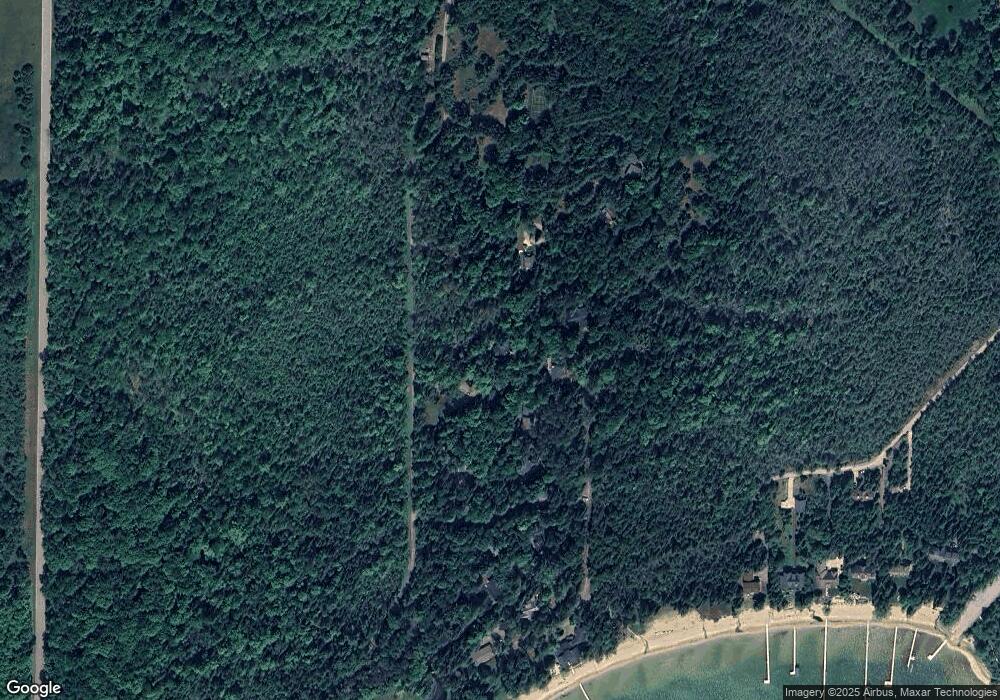 5460 Hemingway Dr unit Private, Charlevoix, MI 49720 - photo 1