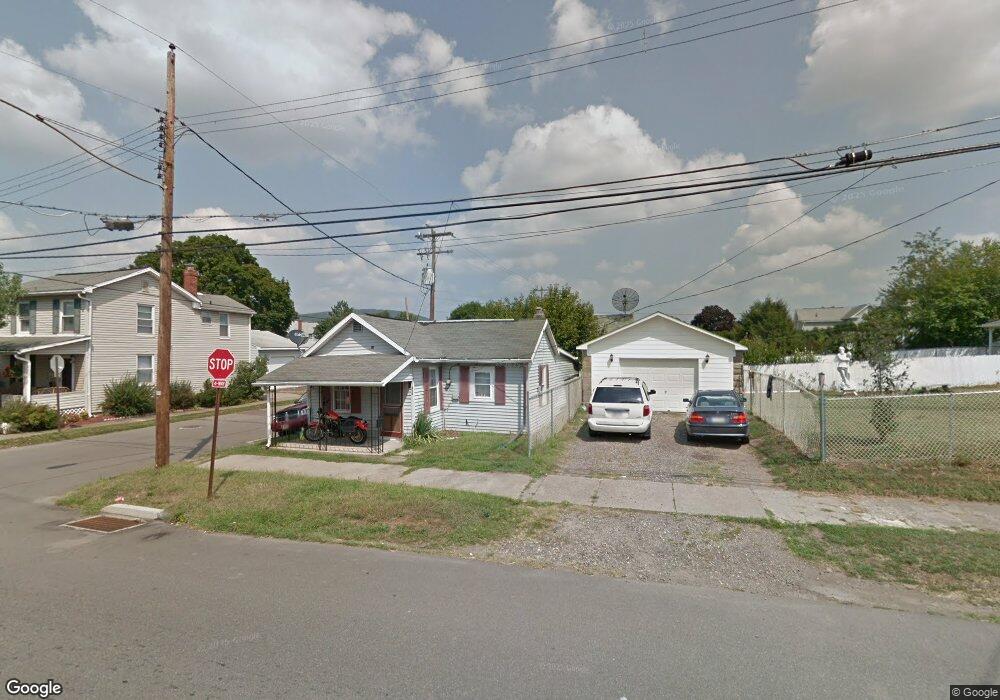 810 Chestnut St, Berwick, PA 18603 - photo 1