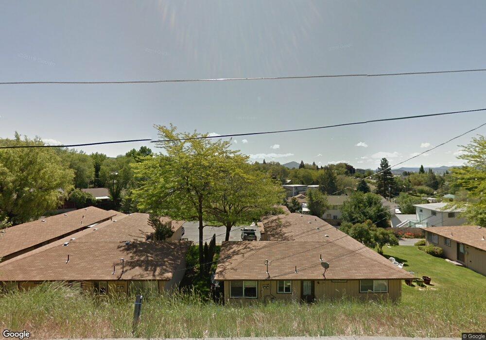 1933 Academy Ave, Klamath Falls, OR 97601 - photo 1