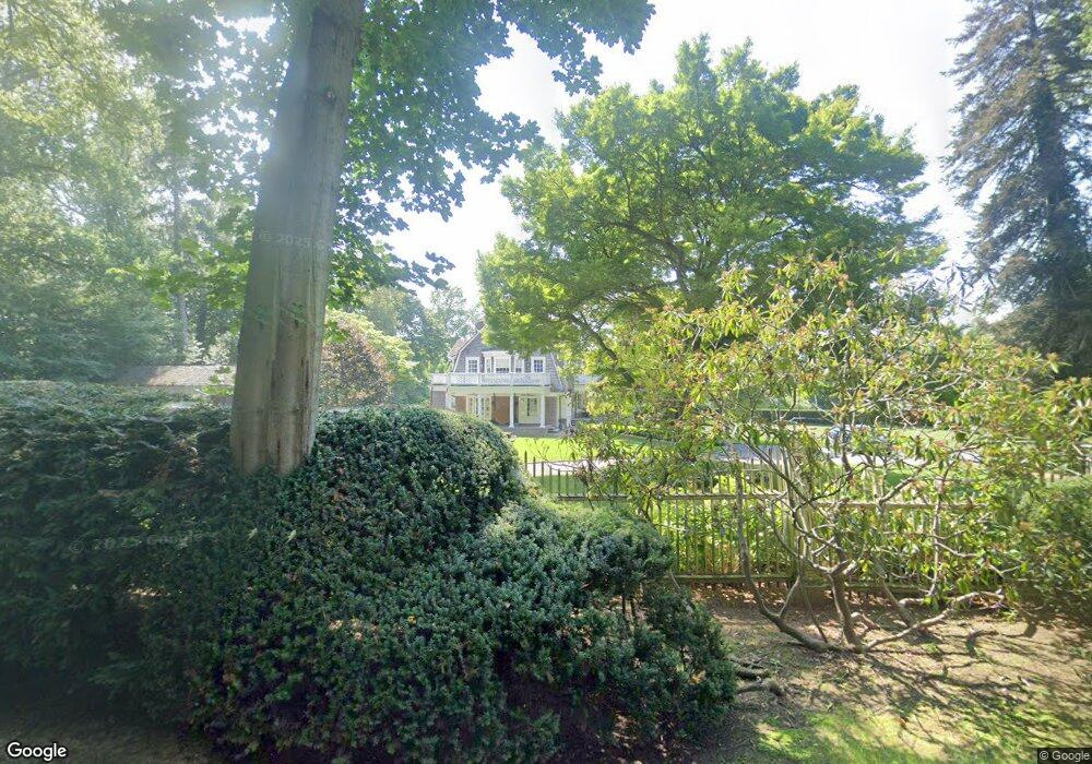 87 Crescent Beach Rd, Glen Cove, NY 11542 - photo 1