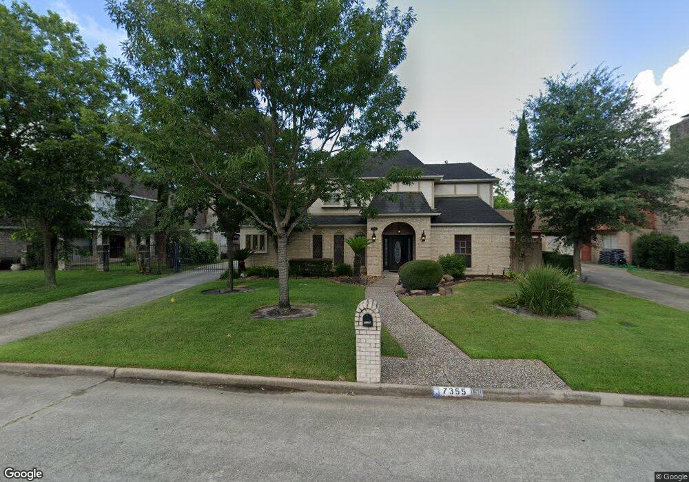 7355 Athlone Dr, Houston, TX 77088 - photo 1