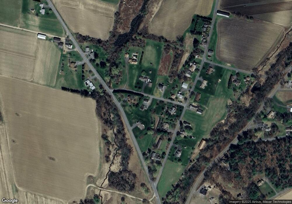 9 Bureks Cross Rd, Sunderland, MA 01375 - photo 1