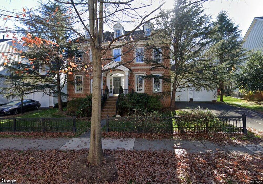 949 Rockborn St, Gaithersburg, MD 20878 - photo 1