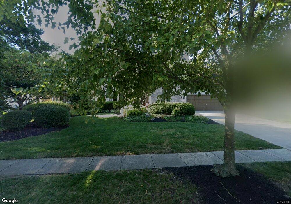 653 Crossing Creek S, Columbus, OH 43230 - photo 1