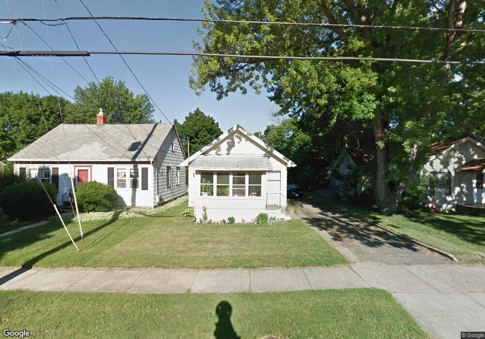 2426 Forest Ave, Lansing, MI 48910 - photo 1