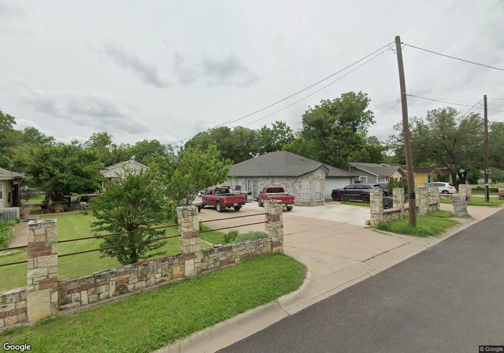 1707 N Wilhite St, Cleburne, TX 76031 - photo 1