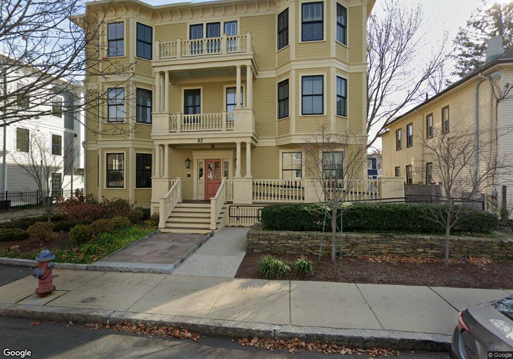 82 Dover St unit 1, Somerville, MA 02144 - photo 1