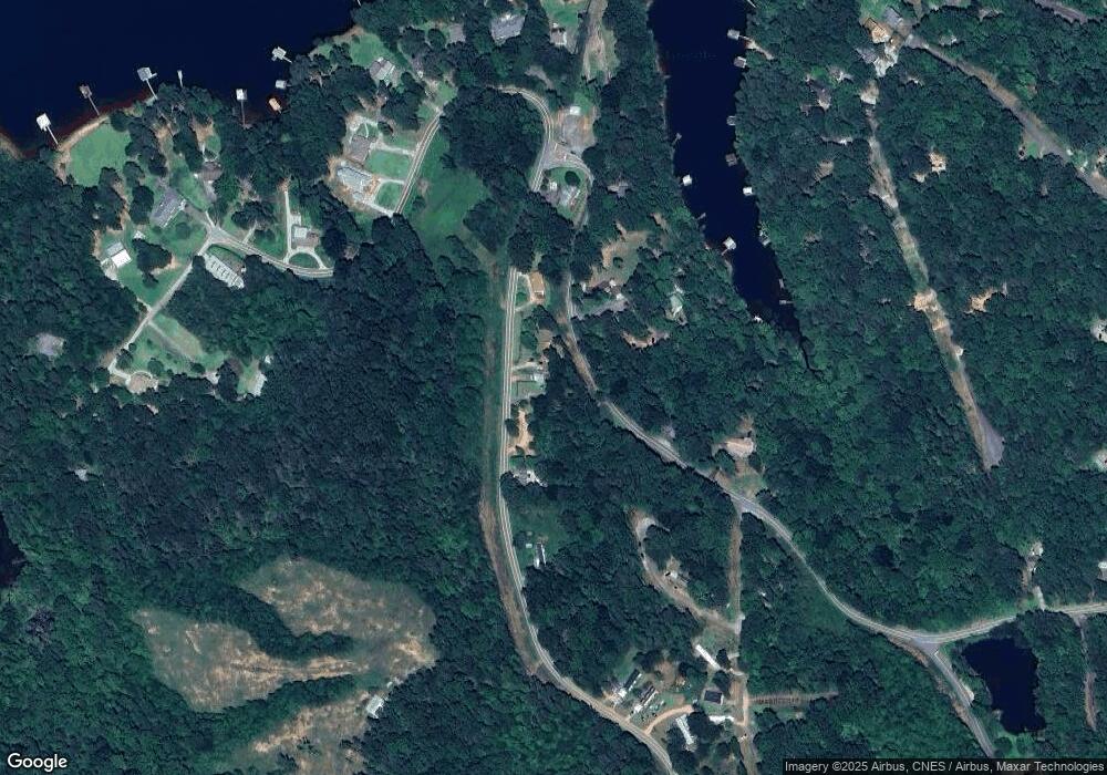 724 Lakeland Dr, Toccoa, GA 30577 - photo 1