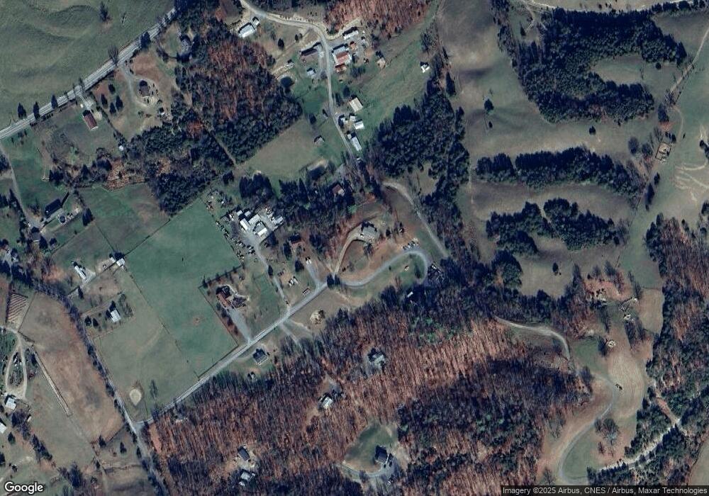 211 Silverado Dr, Petersburg, WV 26847 - photo 1