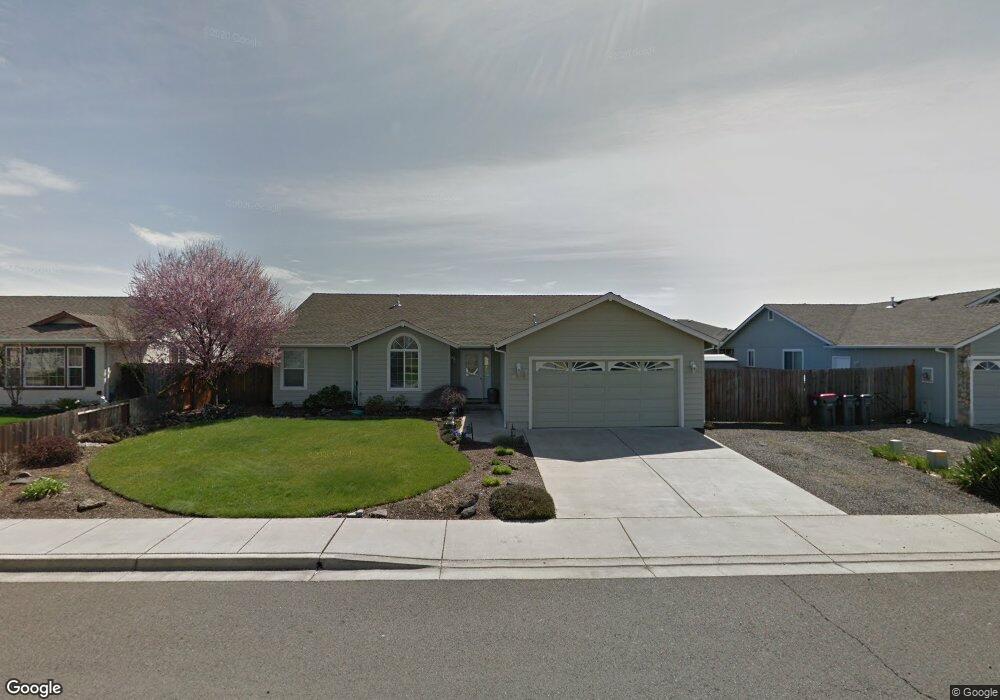 2346 Jeremy St, Central Point, OR 97502 - photo 1