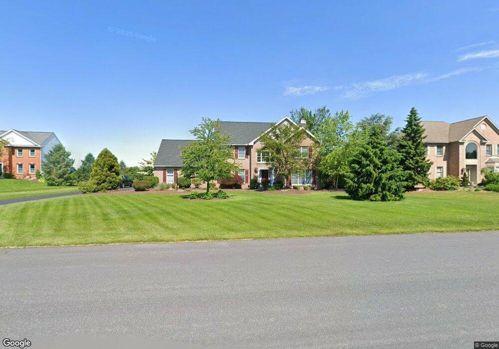 4665 York Dr, Orefield, PA 18069 - photo 1