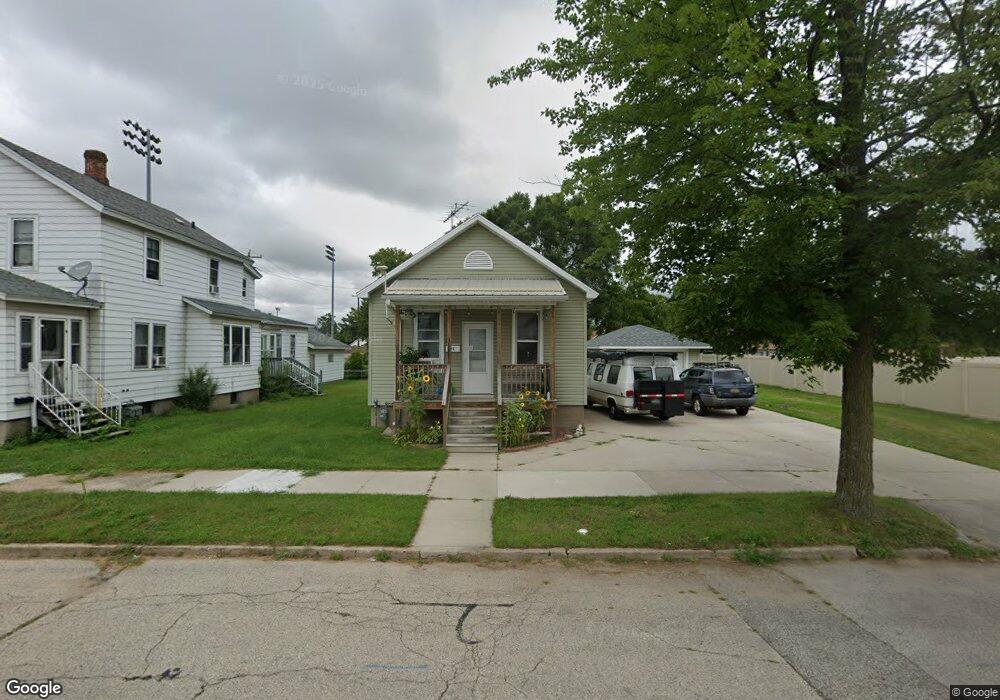 1012 12th Ave, Menominee, MI 49858 - photo 1