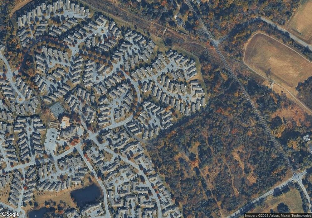 409 Hunting Card Ln unit 164, Glen Mills, PA 19342 - photo 1