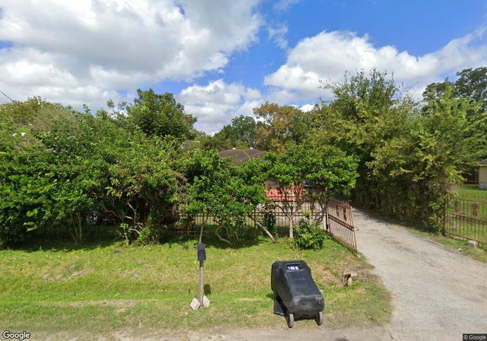 7005 Kittridge St, Houston, TX 77028 - photo 1