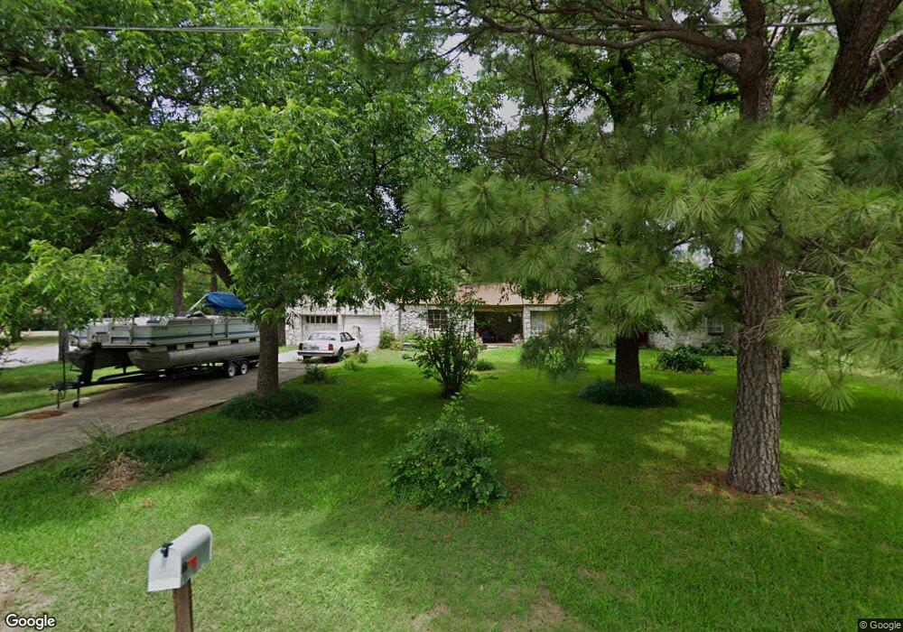 1501 3rd Ave NE, Ardmore, OK 73401 - photo 1