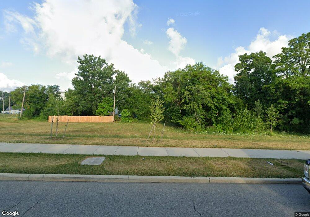 2302 E 105th St, Cleveland, OH 44106 - photo 1