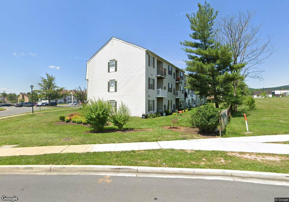 1405 Key Pkwy, Frederick, MD 21702 - photo 1